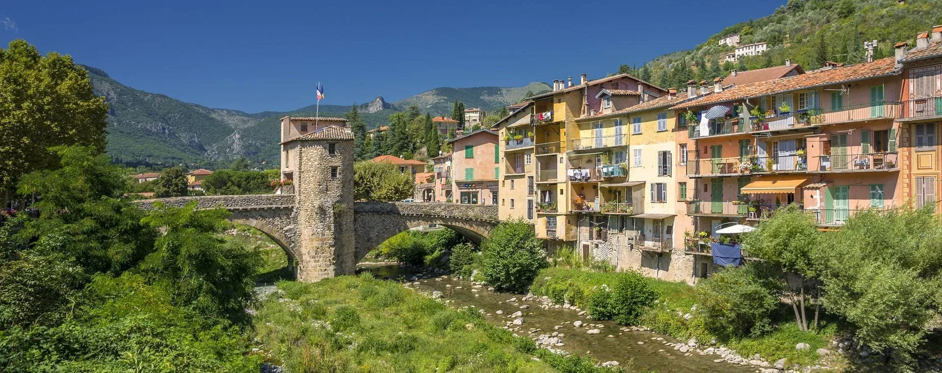 Le Village De Sospel Dans Les Alpes Du Sud C Andrzej2012 Adobe Stock - Alpes - France