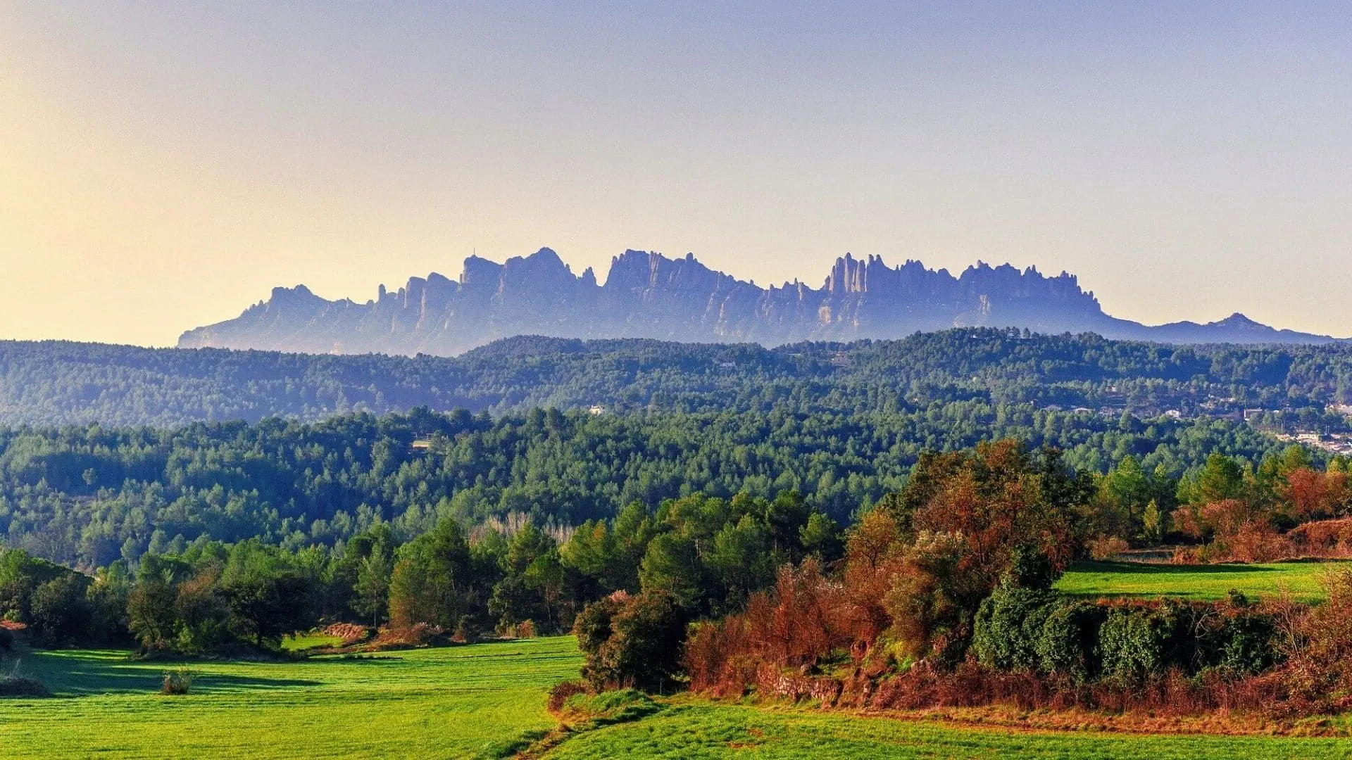 Les Montagns De Montserrat En Catalogne - Catalogne - Espagne