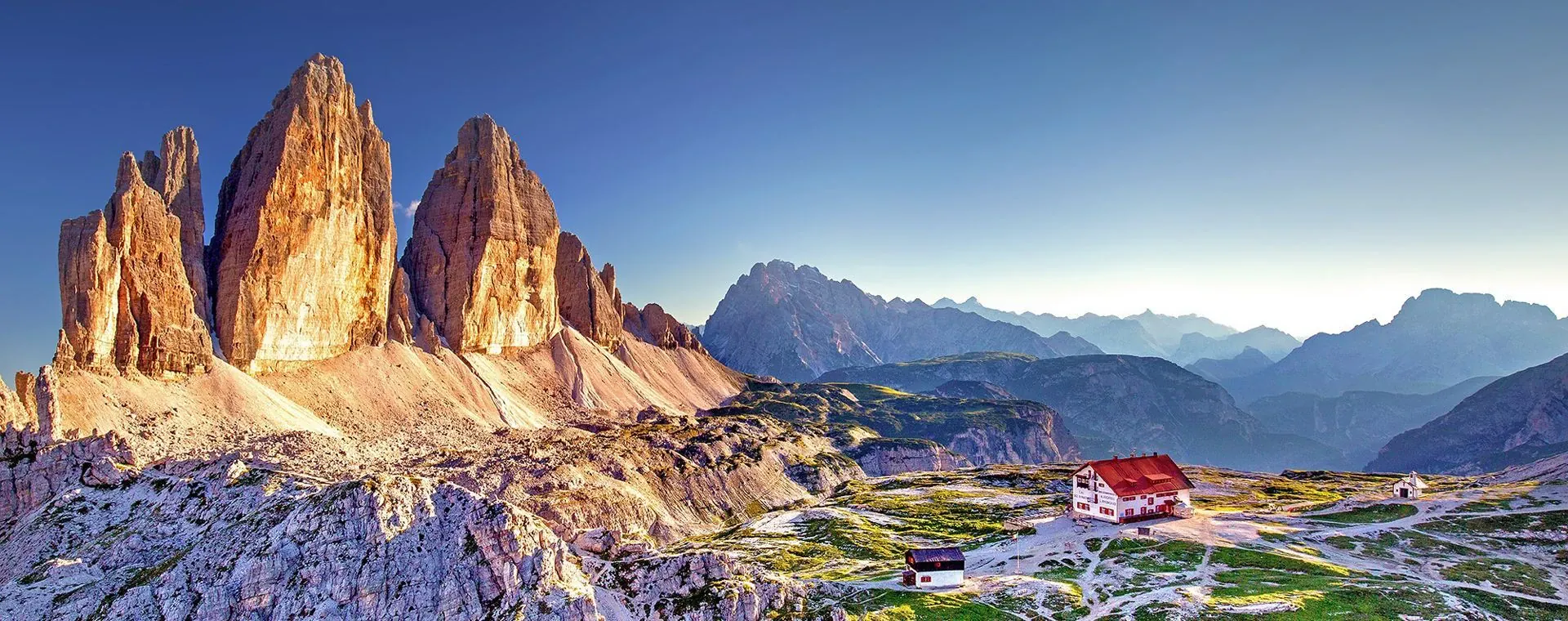 Refuge Locatelli aux Tre Cime di Lavaredo - Dolomites - Italie