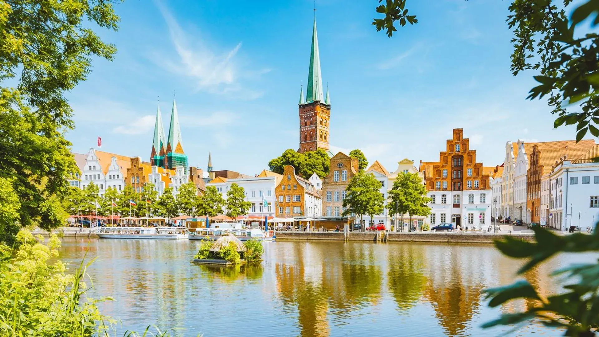Lubeck Fleuve Trave - Allemagne