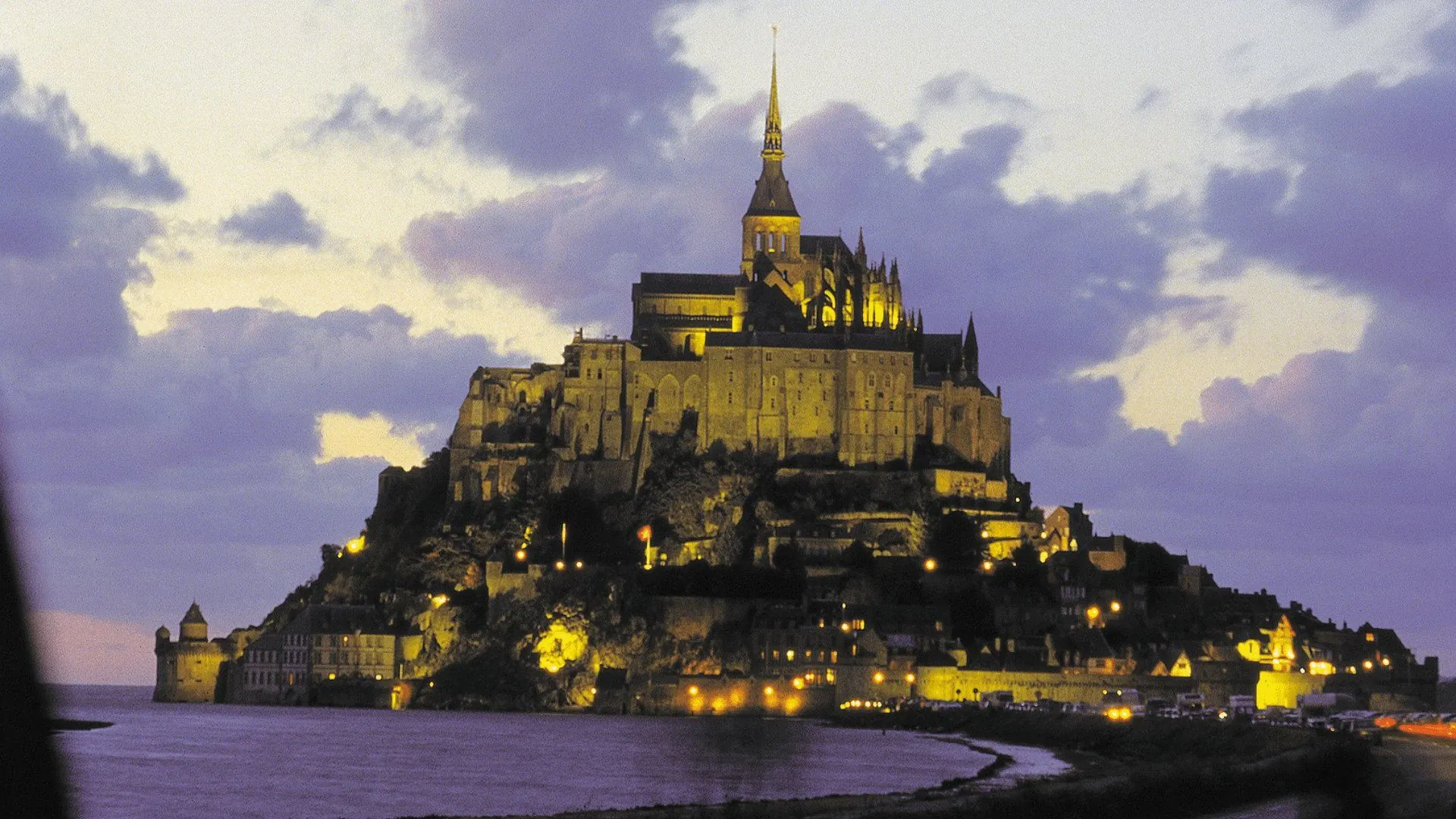 Mont St Michelch.p. Reiser - France