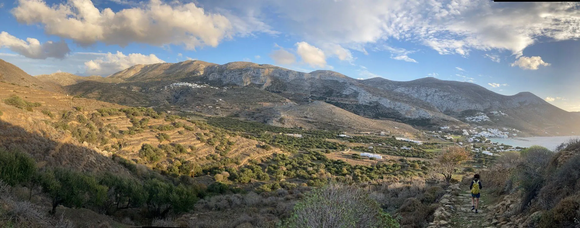 VTT dans la descente vers Cadaquès - Costa Brava - France