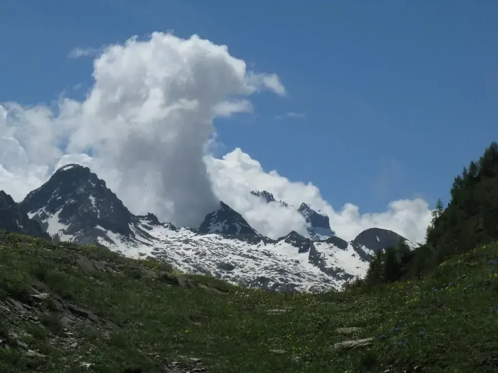 Montagne Enneigee Cmarc Laurans Min - France