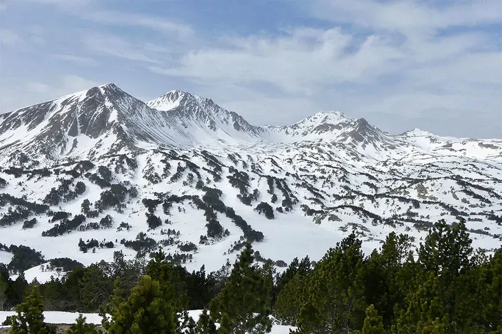 Vue sur les montagnes - Pyrénées-Orientales - France © Michel Madre