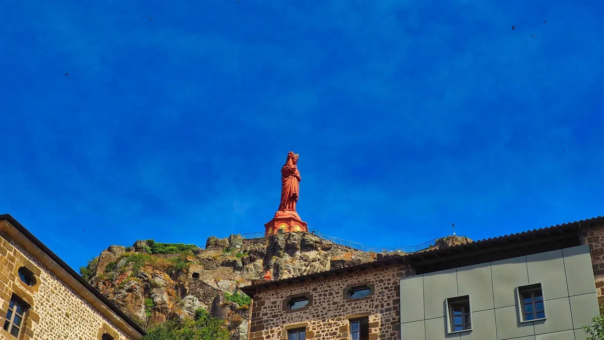 Statue Notre-Dame - Compostelle - France