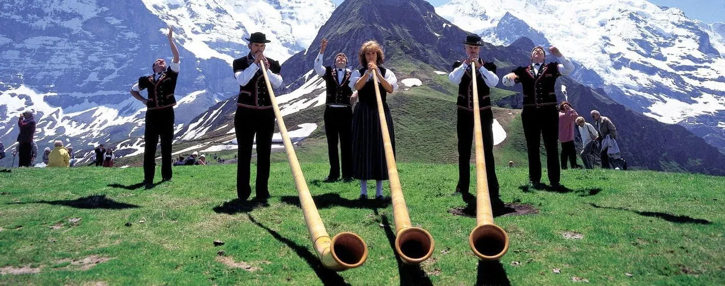 Oberland 10 - Suisse