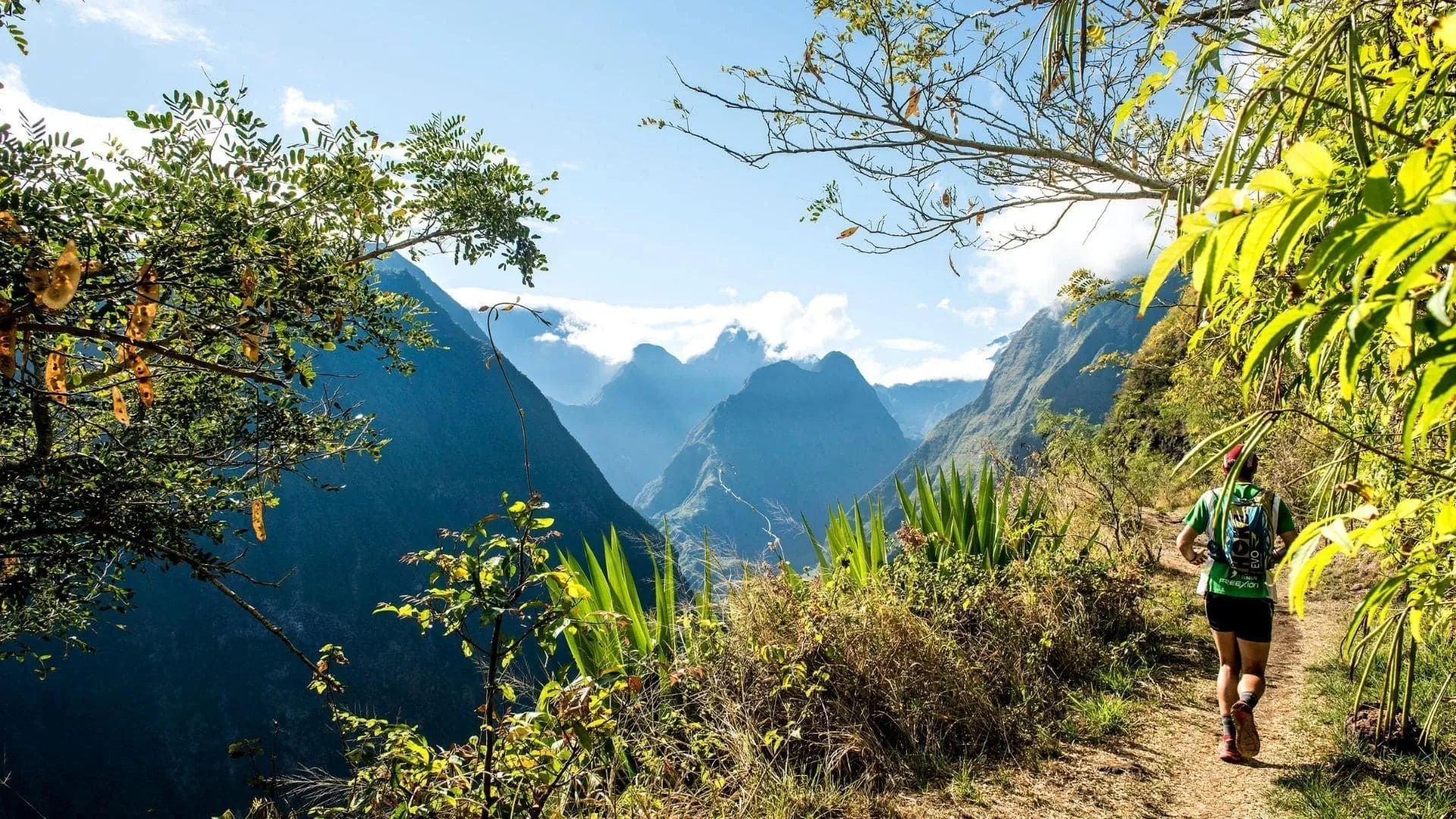 Île de la Réunion : la grande traversée | Grand Angle
