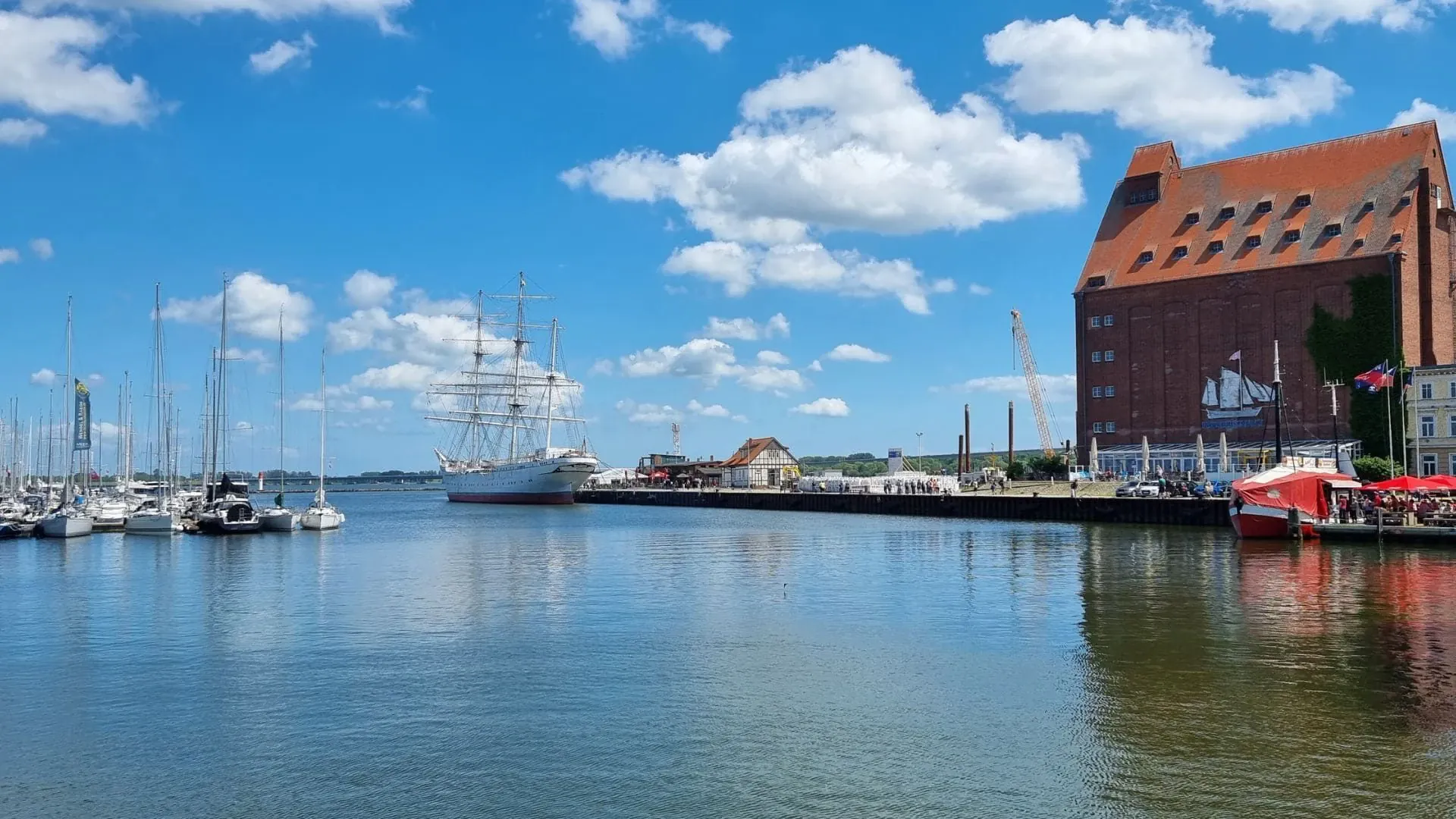 Vieille ville de Wismar - Côte Baltique - Allemagne © Anne-Marie Billault