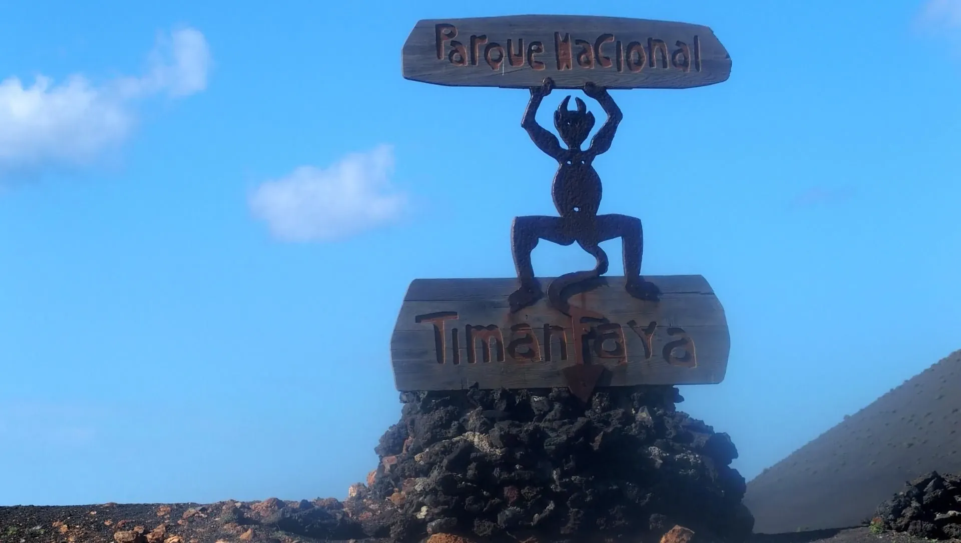 Panneau Du Parc National De Lanzarote Representant Le Diable De Timanfaya C Jean Claude Praire - Espagne © Jean Claude Praire