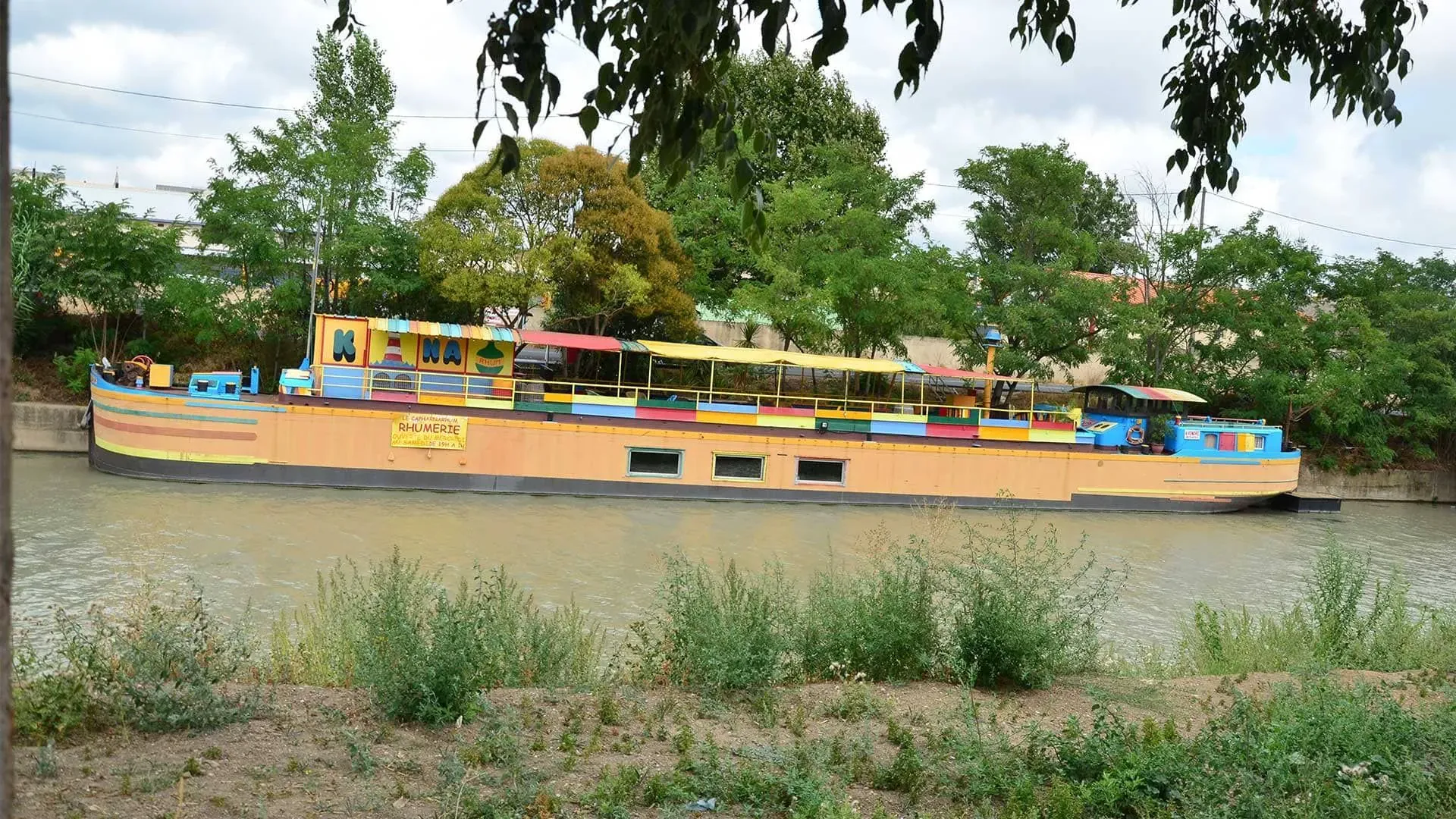 Pelat de Buoux - Luberon - France © Oriane Tempe