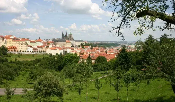 Prague Chateau Et Jardins © Augustustours Lisa Frank