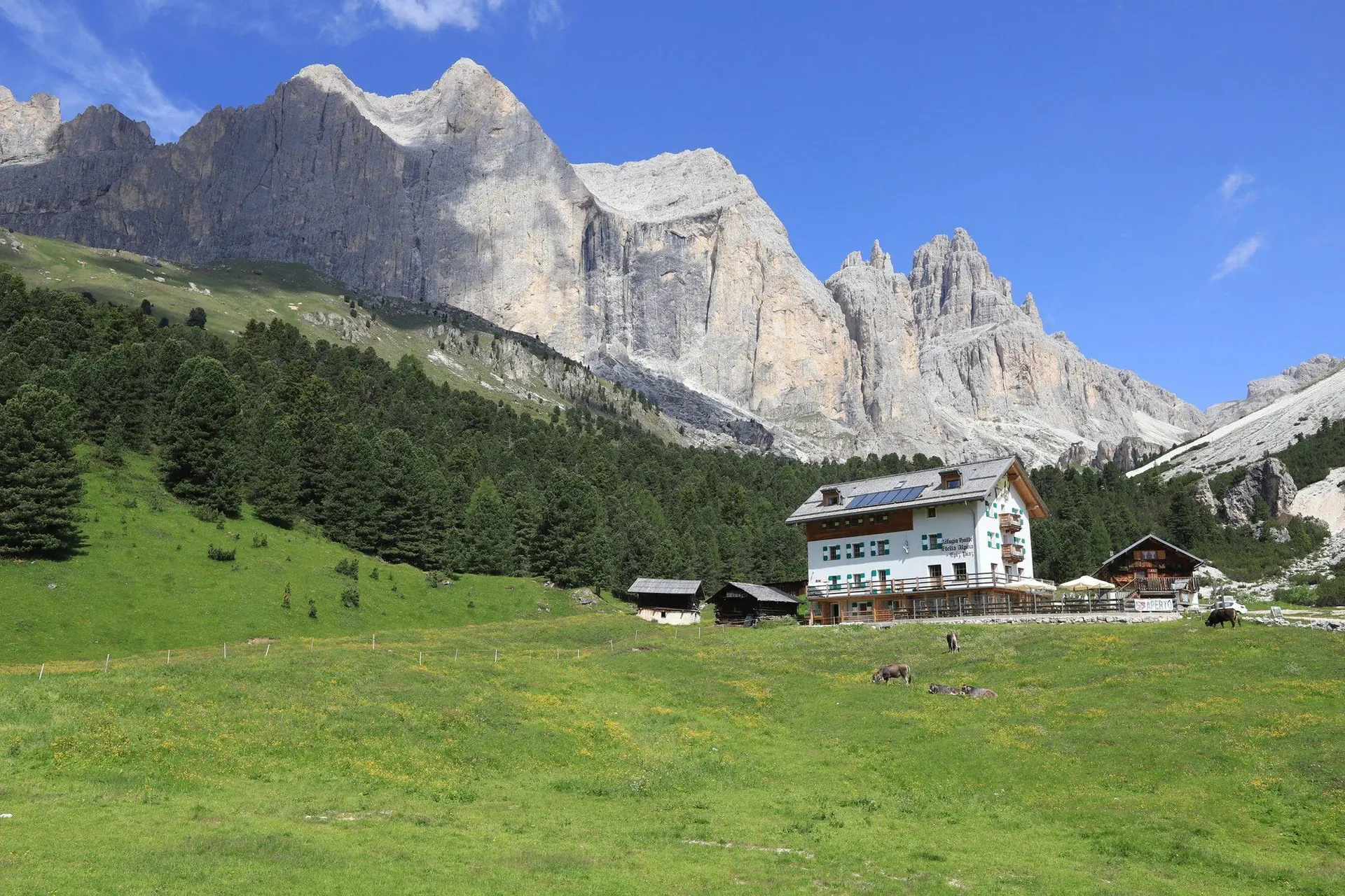 Rorbuer de Reine vus d'en haut - Iles Lofoten - Norvege