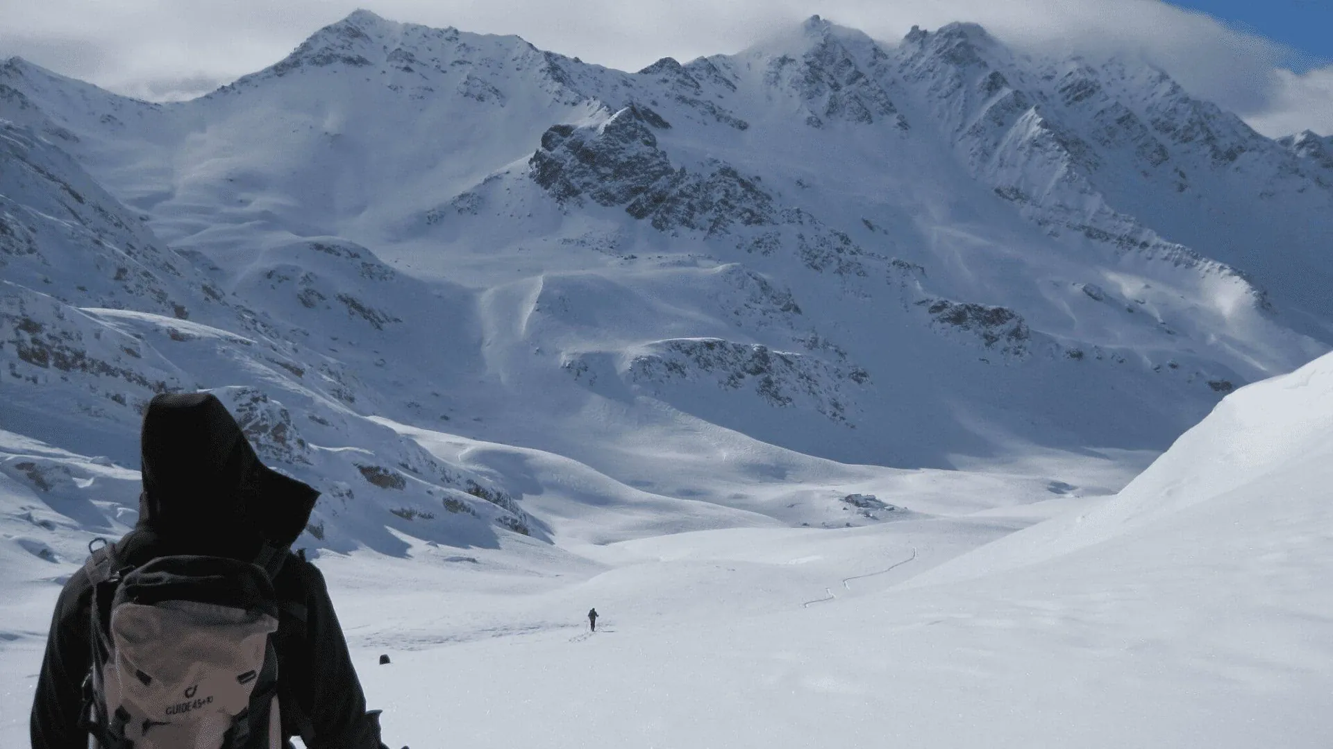 Raquettes dans le Queyras - Alpes - France - snowshoeing-in-the-queyras-alps-france-11