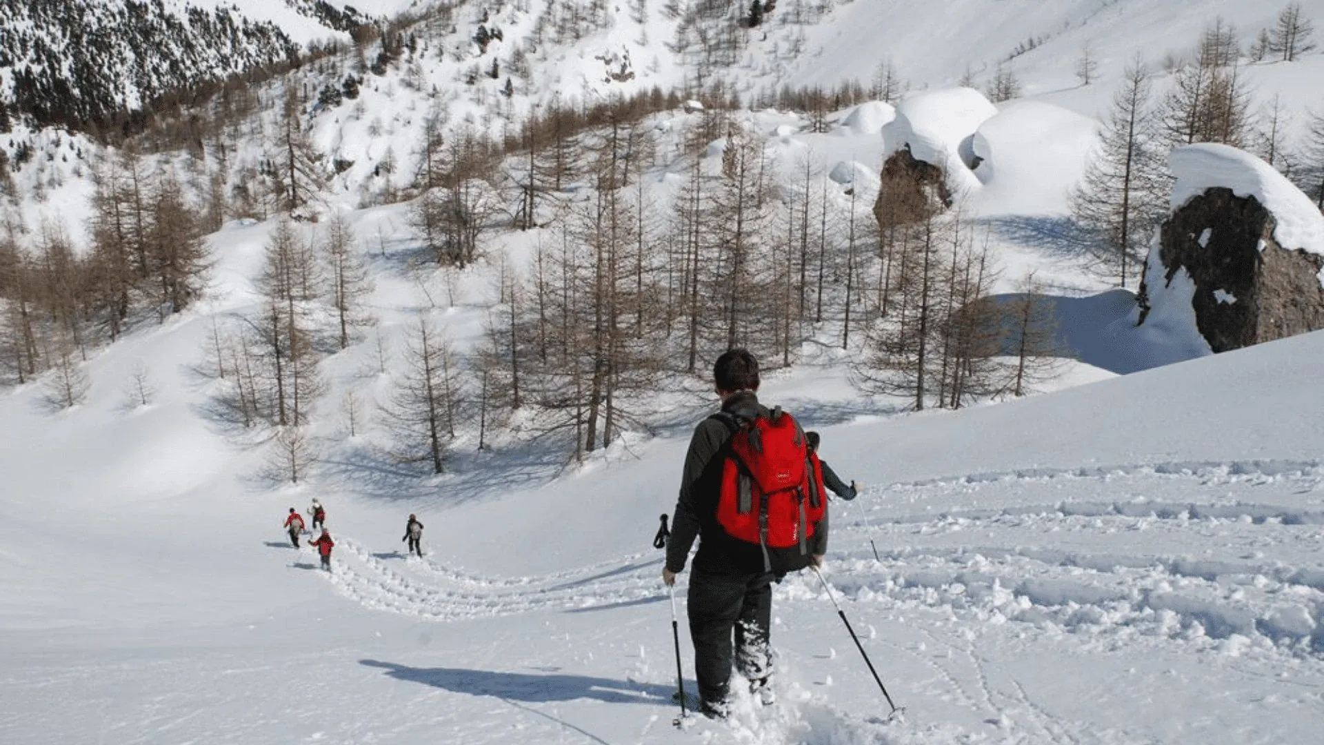 Raquettes dans le Queyras - Alpes - France - snowshoeing-in-the-queyras-alps-france-5