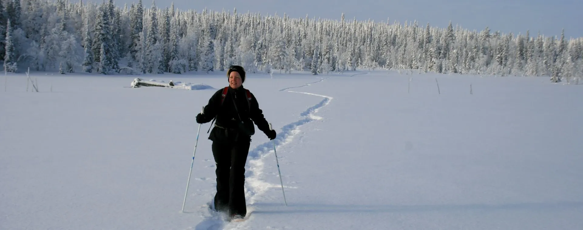 Raquettes pres du glacier d Aletsch - Valais - Suisse