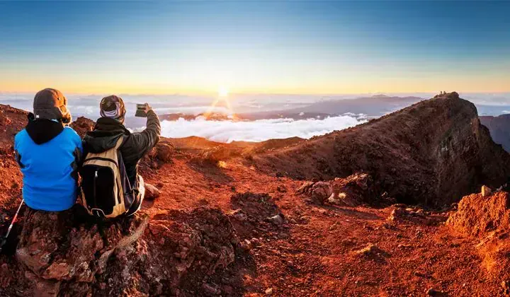 Lever de soleil au Piton des Neiges - La Réunion