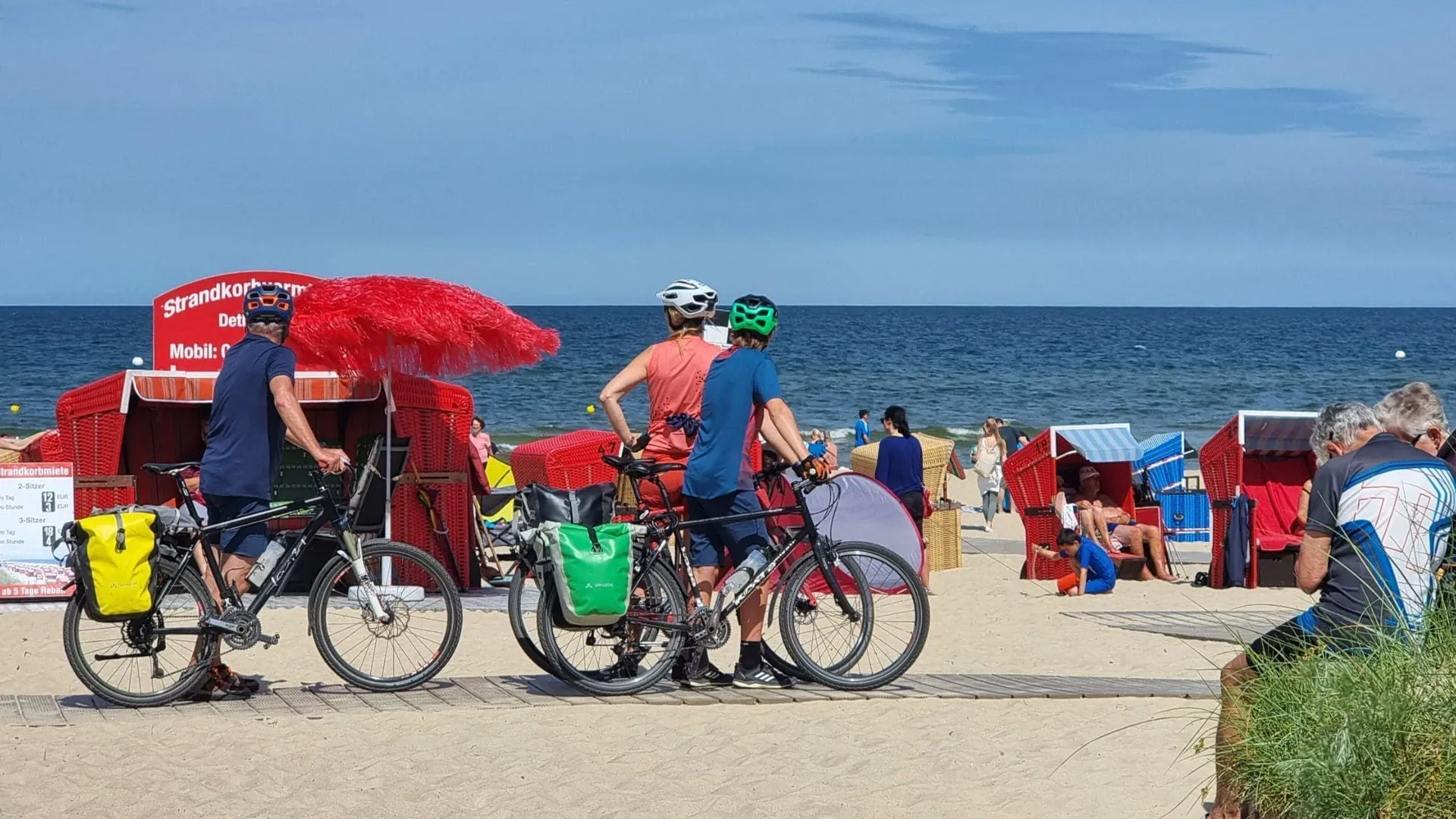 Lever de soleil sur le port de Greifswald - Baltique - Allemagne © Anne-Marie Billault
