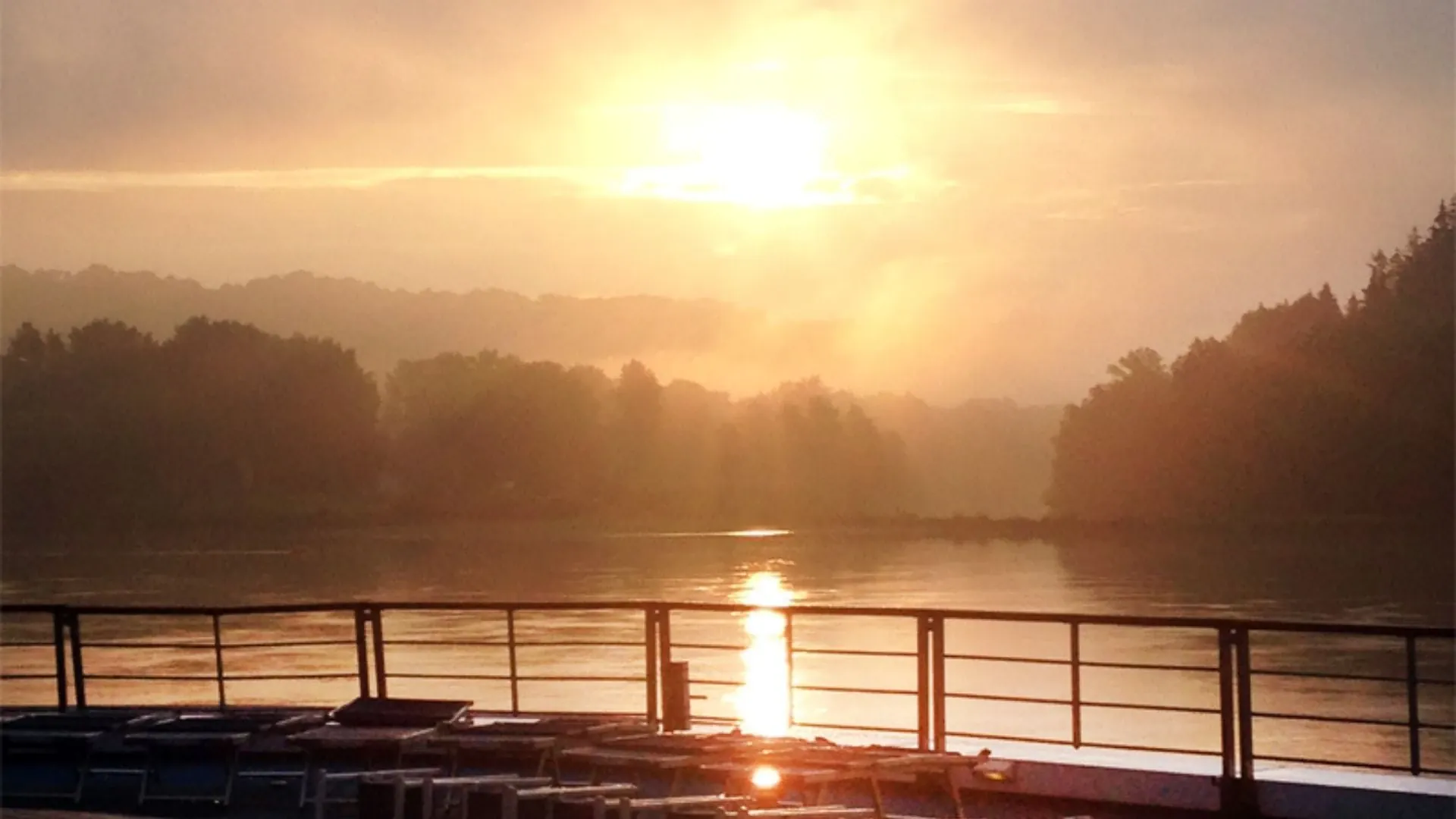 Coucher De Soleil Depuis Le Ms Primadonna - Allemagne