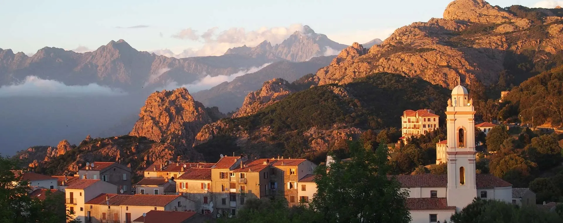 Coucher De Soleil Sur Piana - France