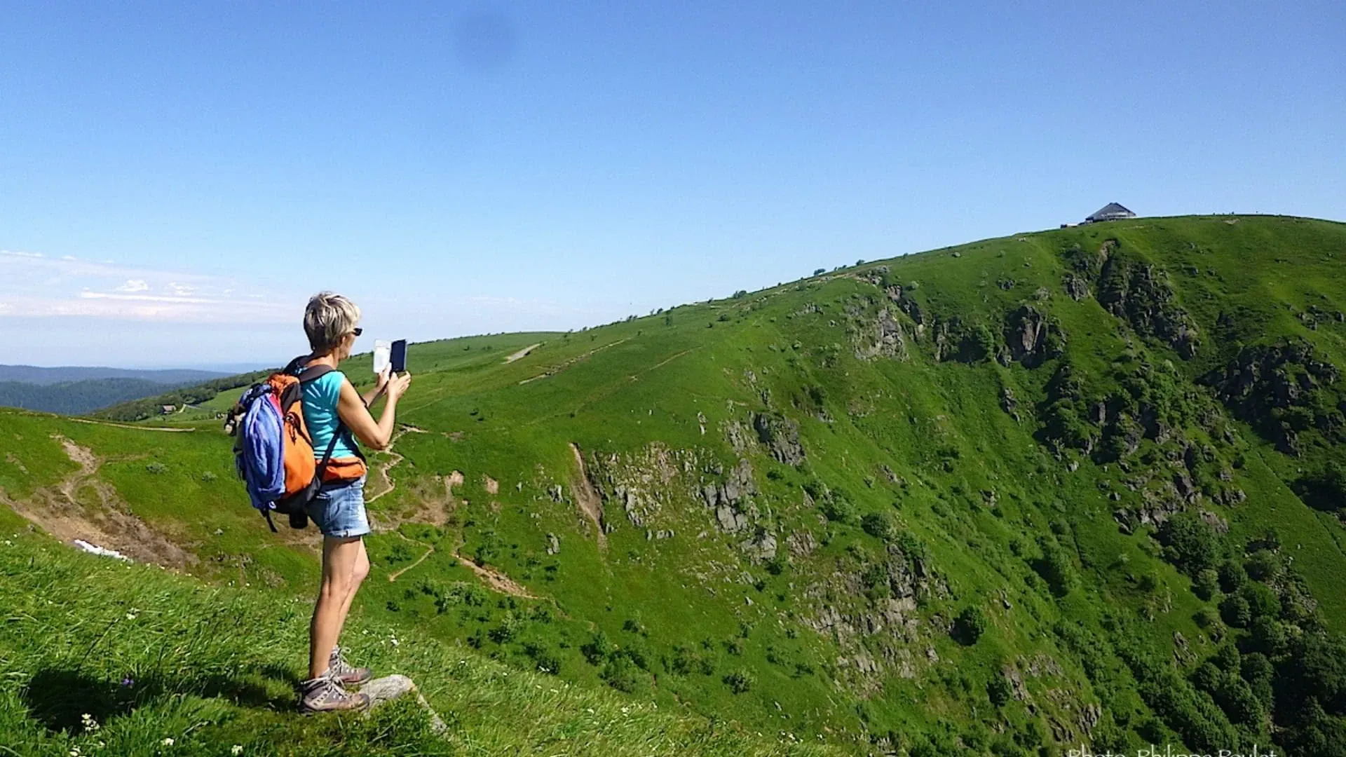Sur La Cretes Dans Les Hautes Vosges C P Poulet - Crète - France © P Poulet