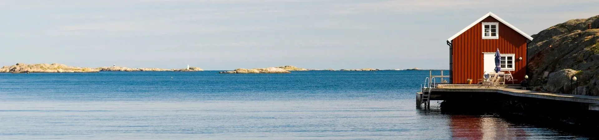 Maison rouge traditionnelle sur l'archipel - Cote ouest - Suede