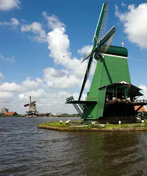 Moulins à vent traditionnels de Zaanse Schans - Hollande-Septentrionale - Pays-Bas