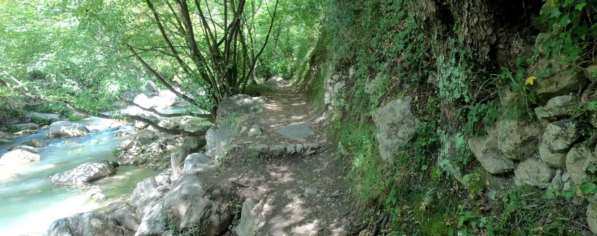 Sentier sur la péninsule de Gålö - Archipel de Stockholm - Suède