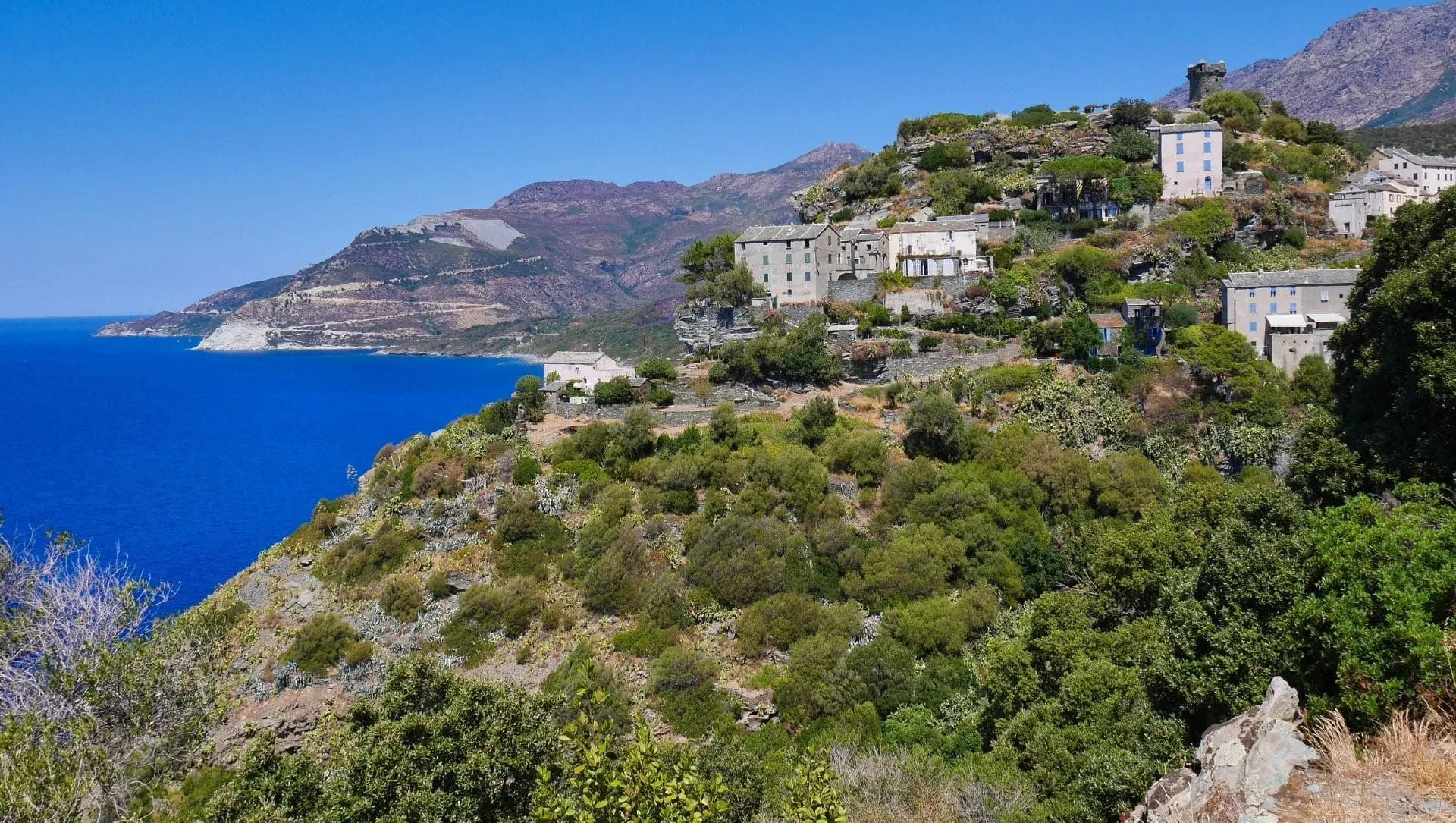 Village De Nonza Cap Corse C Viamonts C Corsica Aventure - Corse - France © Viamonts C Corsica Aventure