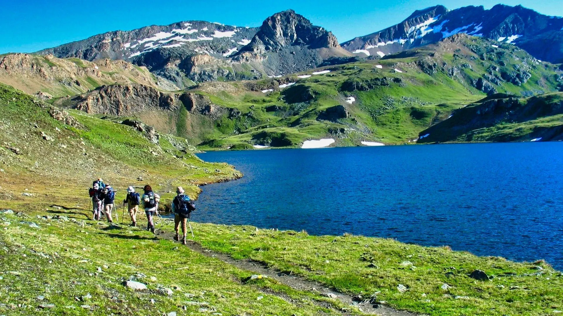Villages de la vallée de la Haute-Roya - Mercantour - France © Willy Valette