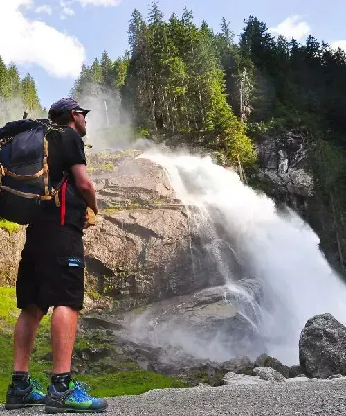 Cascade dans la vallée de KrimmIer Achental ©Johannes Braun