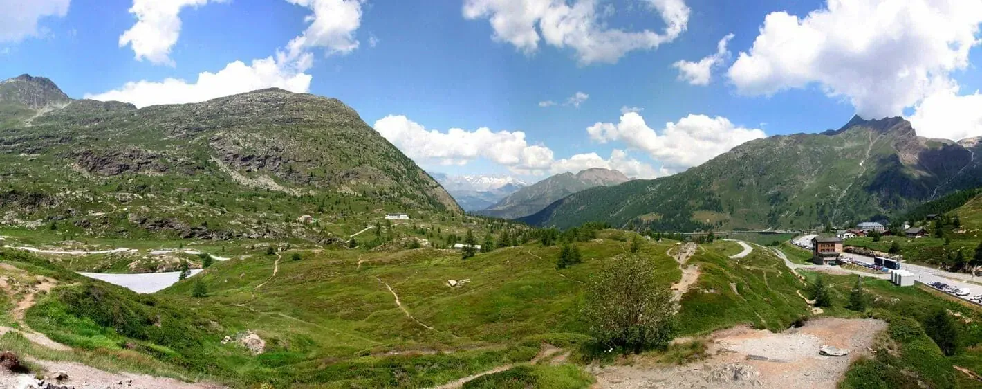 Route en lacets du col du Rousset - Vercors - France